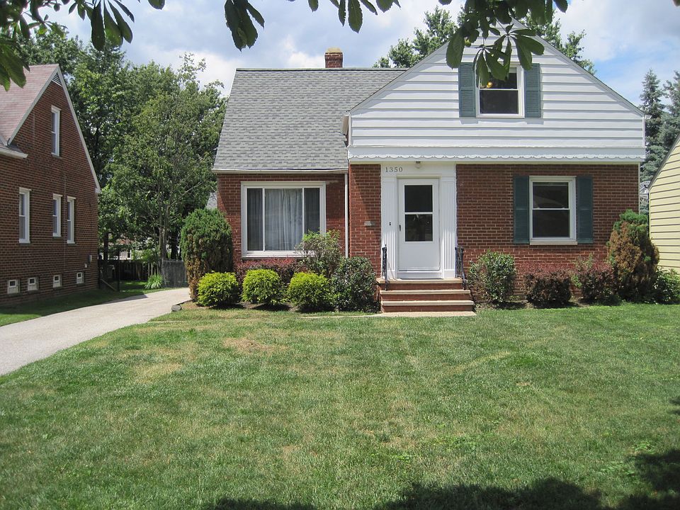 1st image of 1350 Summit Dr