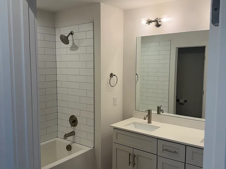 1633 54th Ave N #5 — Photo 27