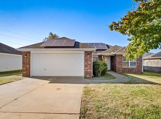 706 SW Sandrock Rd, Bentonville, AR 72712