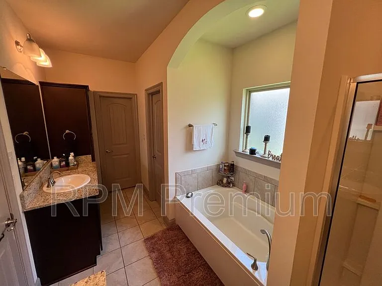 18063 River Landing Dr — Photo 13