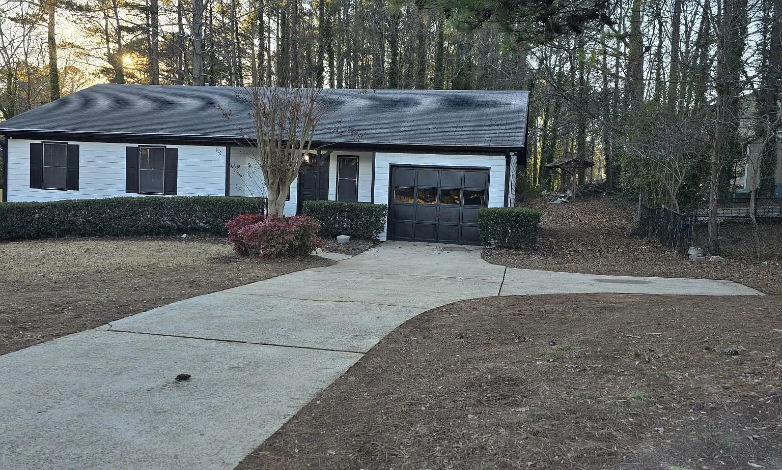 3 bed, 1412 sqft, $2,600 — Photo 1