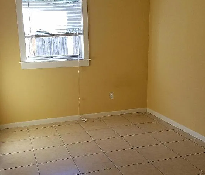 2324 W Grace St — Photo 20