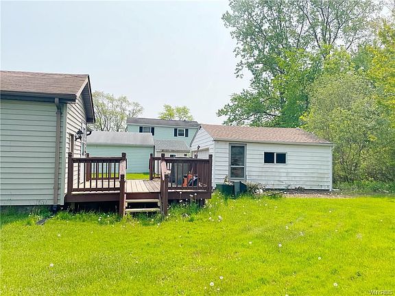 3rd image of 2834 Homeyer Rd