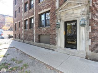 3002 N Racine Ave, Chicago, IL 60657