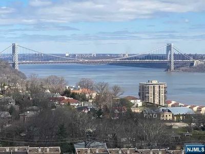 300 Winston Dr APT 1808, Cliffside Park, NJ, 07010