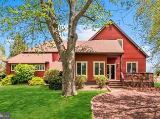 1930 Almond Dr, Finksburg, MD 21048