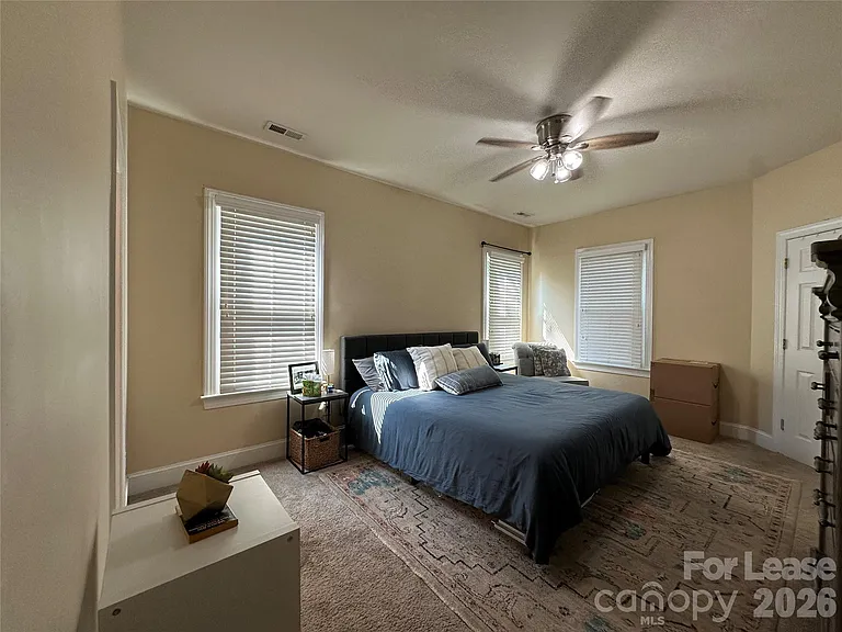 819 Stargard Ct — Photo 20
