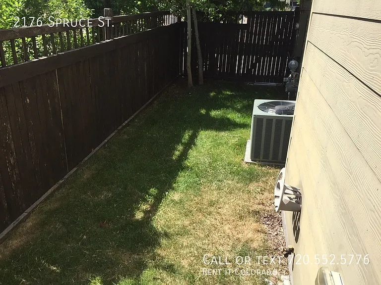 2176 Spruce St — Photo 20