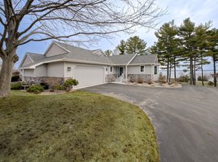 8563 Eastbeach Trl, Traverse City, MI 49686