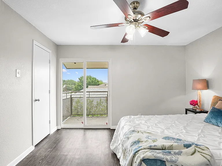 4502 Gaston Ave #319 — Photo 13