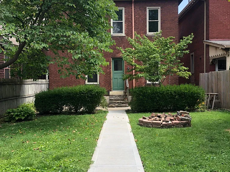 1343 Greenup St — Photo 32