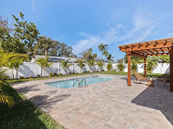 2962 E Vina Del Mar Blvd, Saint Pete Beach, FL 33706