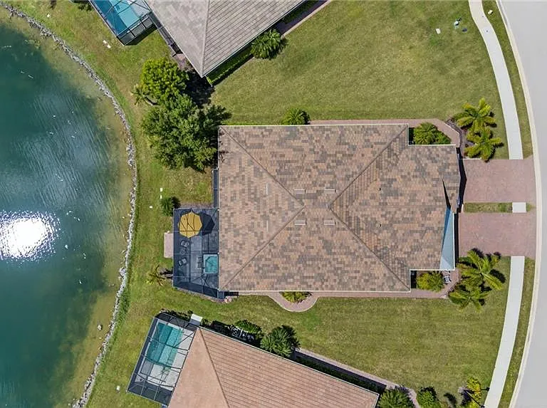 14582 Edgewater Cir — Photo 28