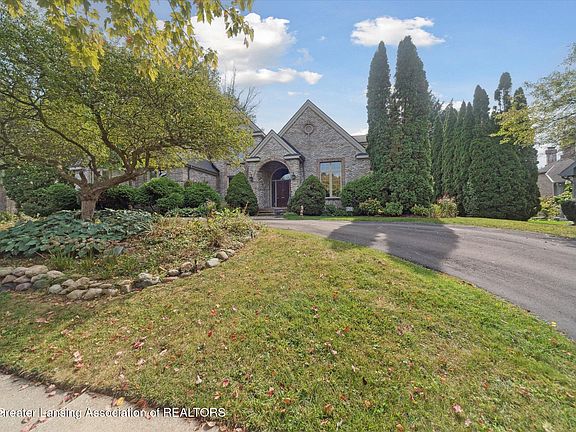 2nd image of 1254 Hillwood Cir