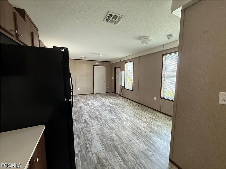 12120 Cactus Dr — Photo 2