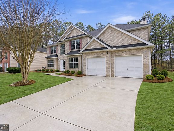 2nd image of 7054 Cavender Dr SW