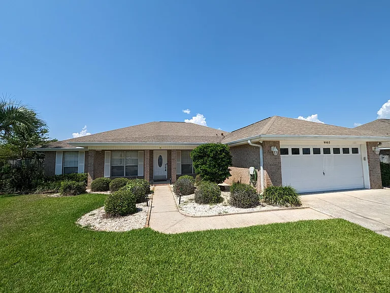 9903 Parker Lake Cir — Photo 1