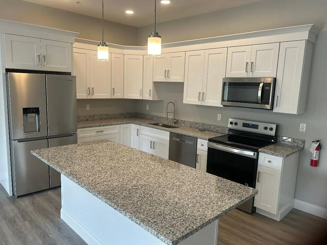 2 bed, $2,250 — Photo 1