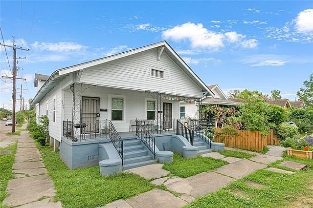 1st image of 2243 Arts St