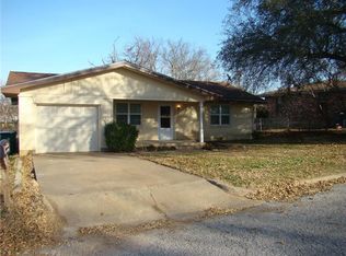 1408 Danbob St, Bridgeport, TX 76426