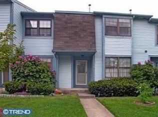 14 Burgundy Dr, Marlton, NJ 08053