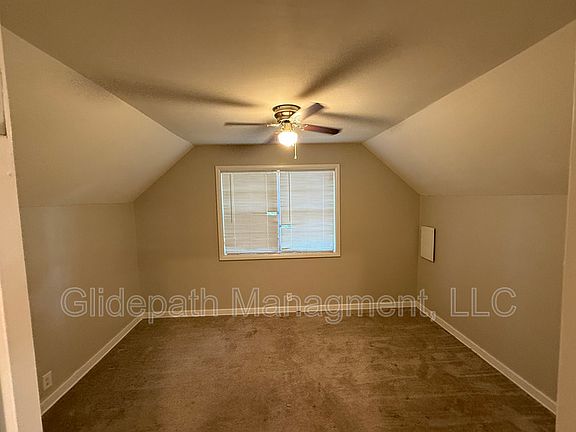 4th image of 1501 Broadmoor Rd