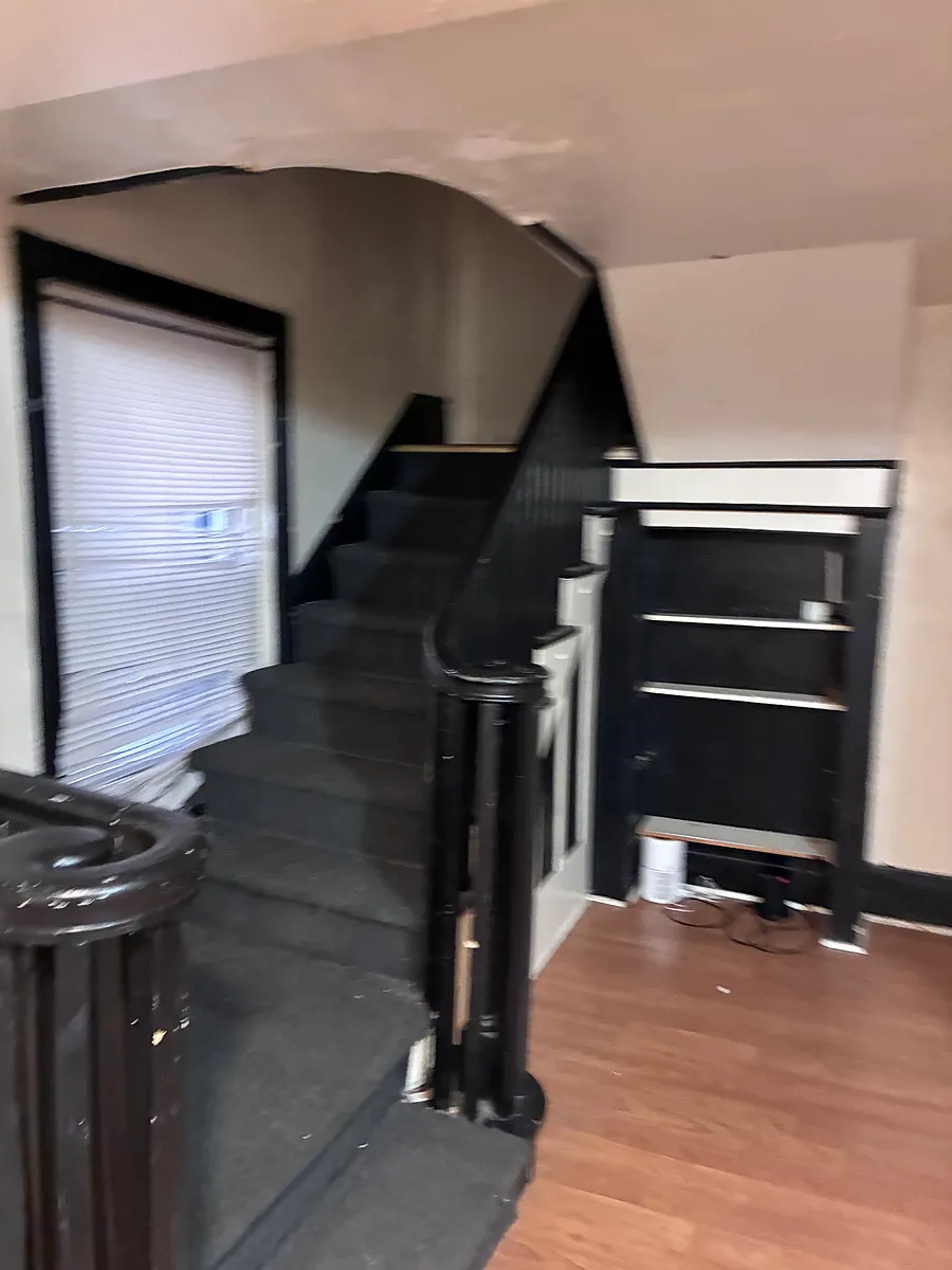 Building Photo - 2045 Walnut St #1C