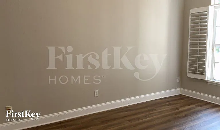 7013 Hiawassee Overlook Dr — Photo 3