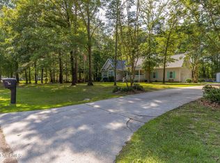 582 Deer Run Rd, New Bern, NC 28562
