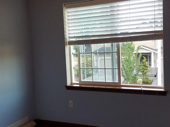 4th image of 113 60th St SE
