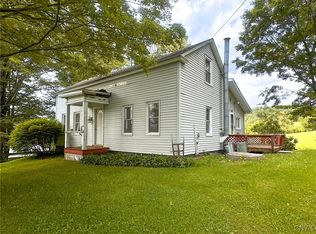 9067 Main St, North Brookfield, NY 13418