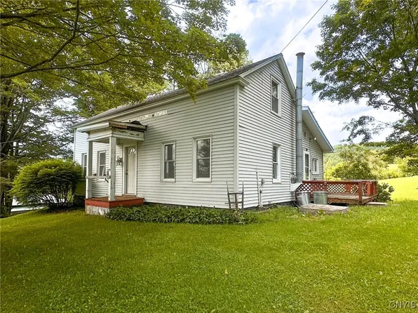 9067 Main St, North Brookfield, NY 13418