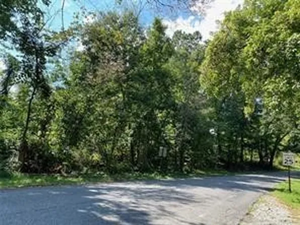 79-12 Baker Rd, Bridgeville, PA 15017