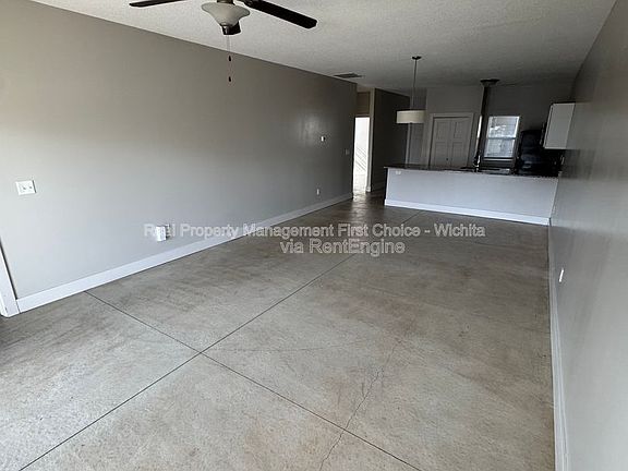 5th image of 8160 N East Pkwy #34