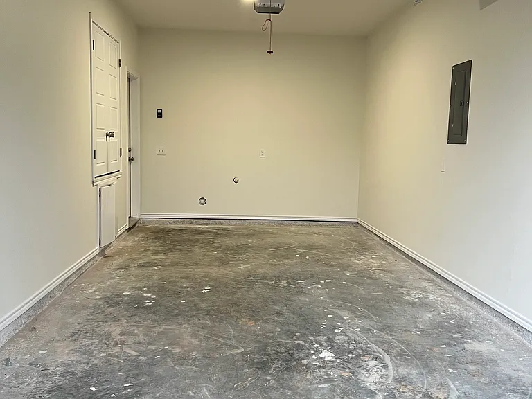 Brynlee Cir — Photo 14