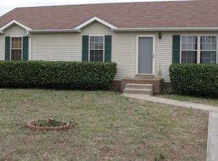 1811 Needmore Rd, Clarksville, TN 37042