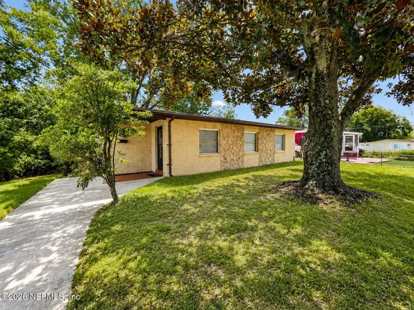 10415 Briarcliff Rd E, Jacksonville, FL 32218