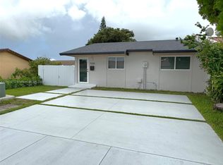 10316 SW 20th St, Miami, FL 33165