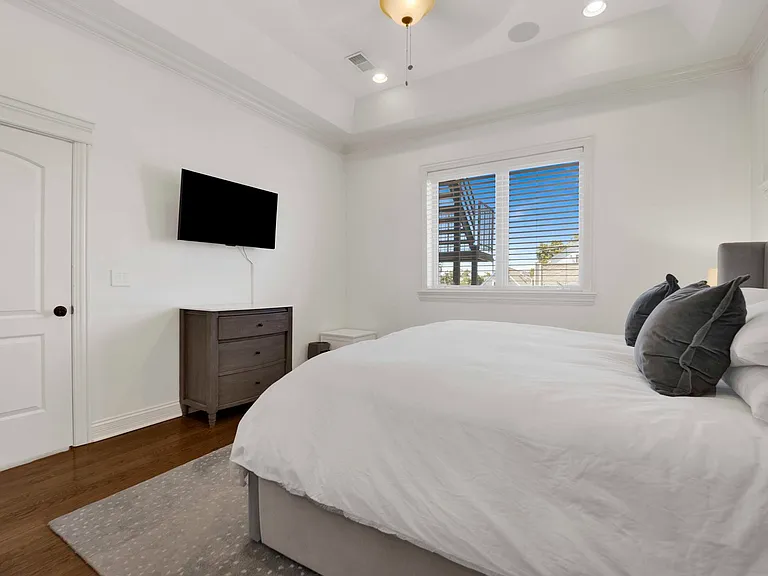 1520 W Diversey Pkwy #3 — Photo 15