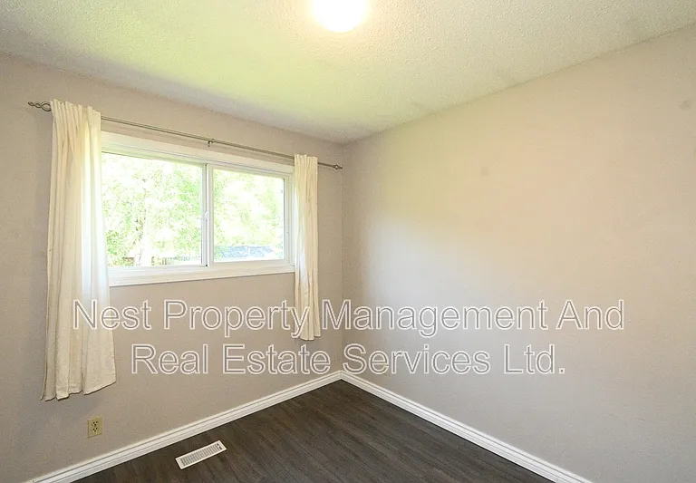 8077 Rochester Cres #A — Photo 13