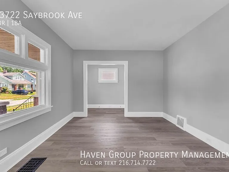 13722 Saybrook Ave — Photo 6
