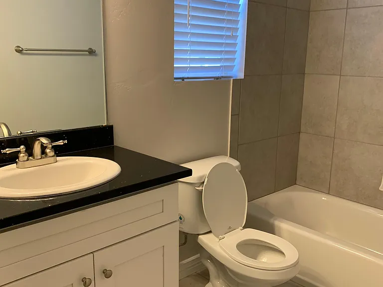 3873 S 1530 W — Photo 21