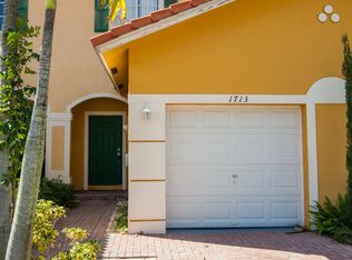 1713 SW 81st Way, North Lauderdale, FL 33068