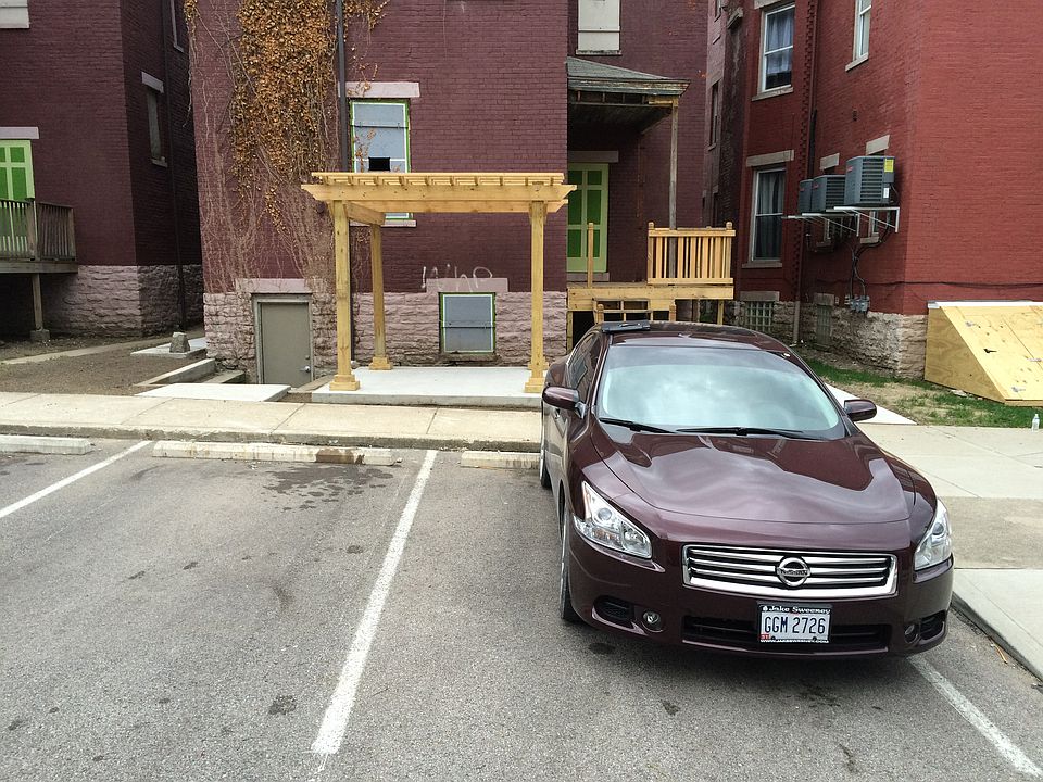 1st image of 842 Lincoln Ave