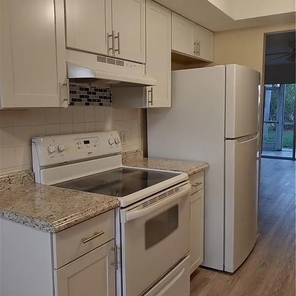 4705 SE 4th Pl #2 — Photo 7