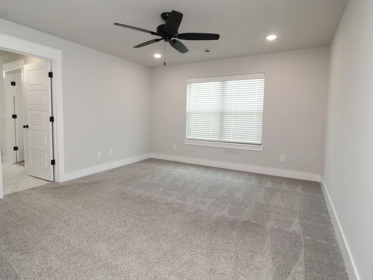 11 Hillswick Dr — Photo 13