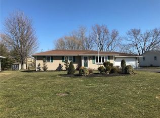 794 Flynn Rd, Rochester, NY 14612