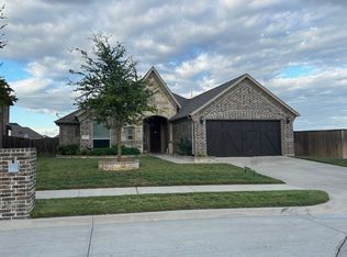 237 Crestlyn Dr, Midlothian, TX 76065