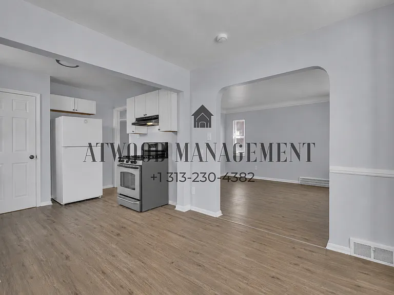 13669 Pfent St — Photo 7