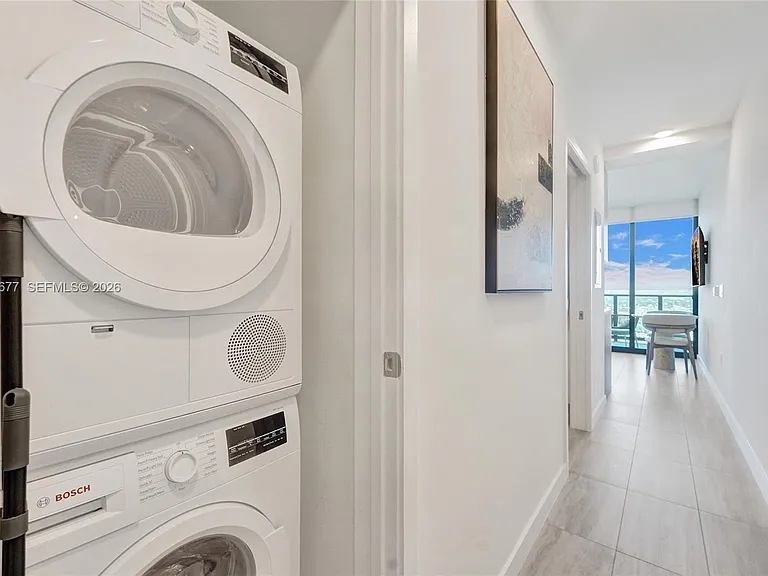 580 72nd St #Penthouse 13 — Photo 9